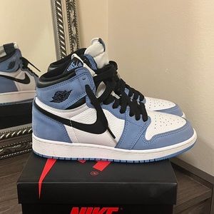 nike Air Jordan 1 high University Blue UNC